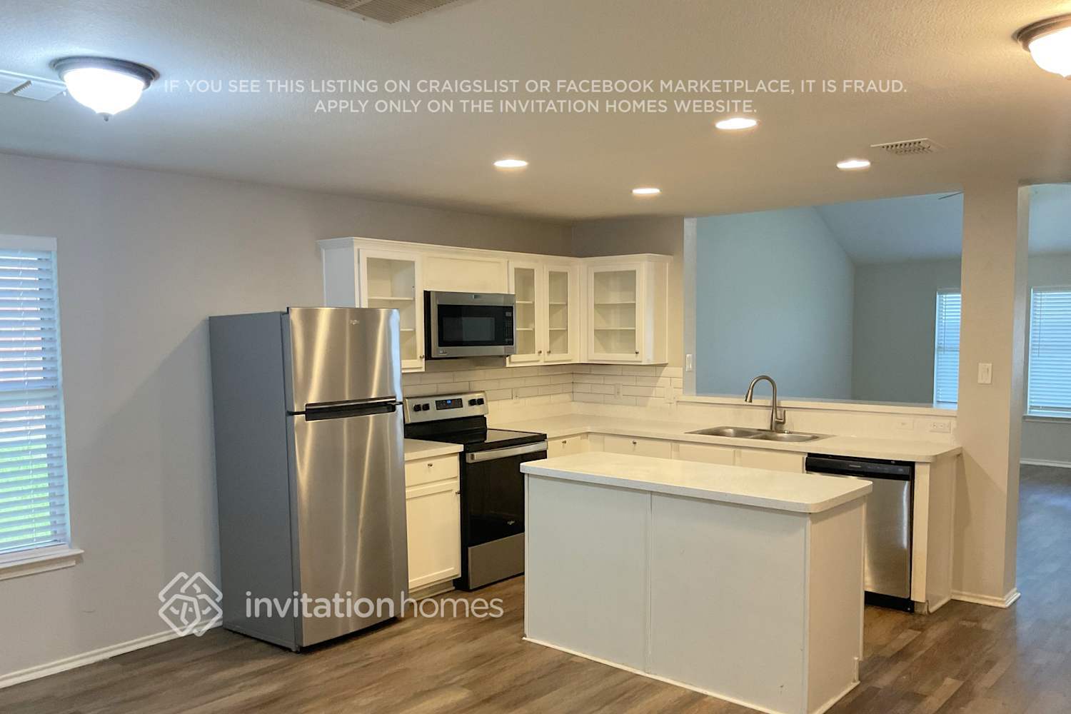 Building Photo - 216 Cedar Crest Dr