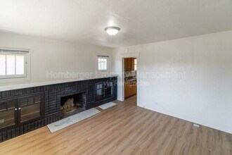 Building Photo - 411 E Rich Ave