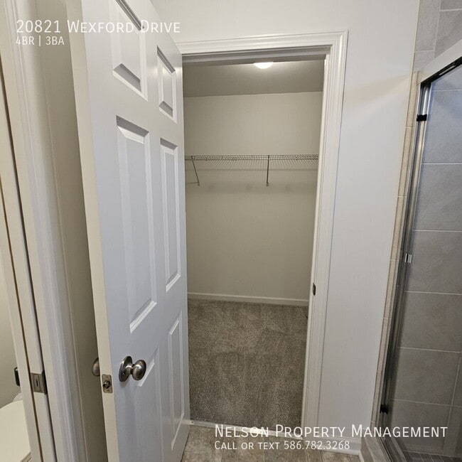 Building Photo - 20821 Wexford Dr