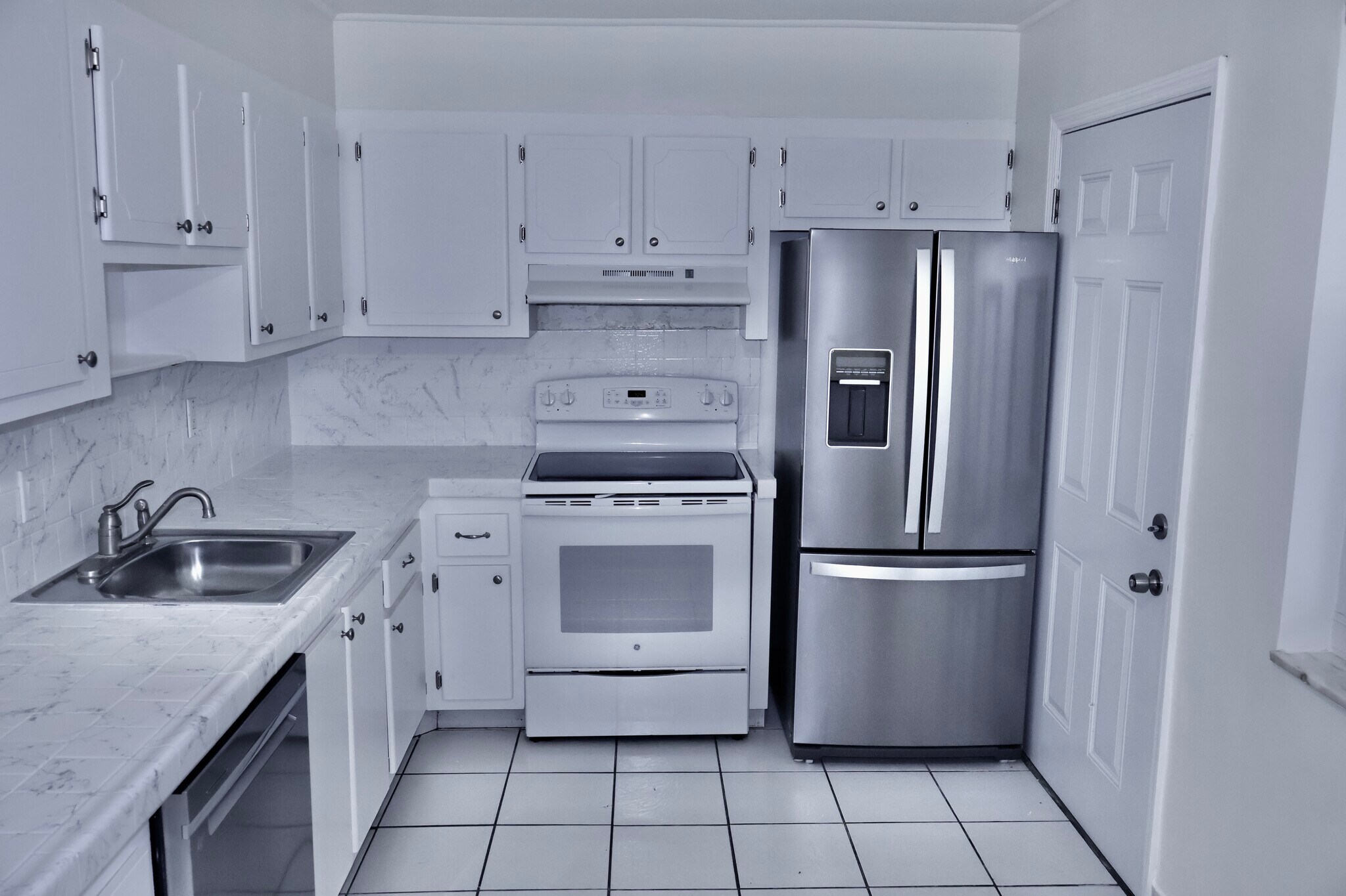 Building Photo - 1351 NE 191st St