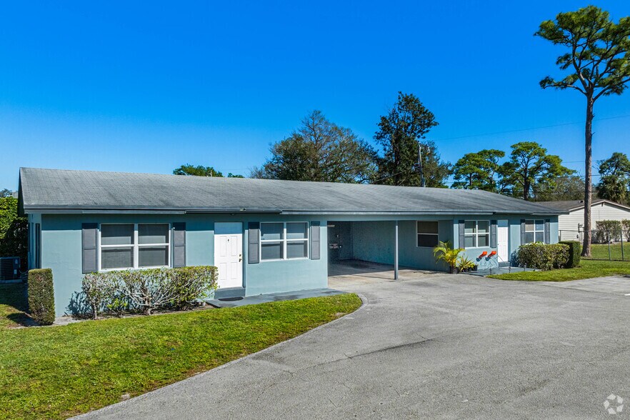 Woodhaven Villas 4000 Forest Hill Blvd Palm Springs FL 33406