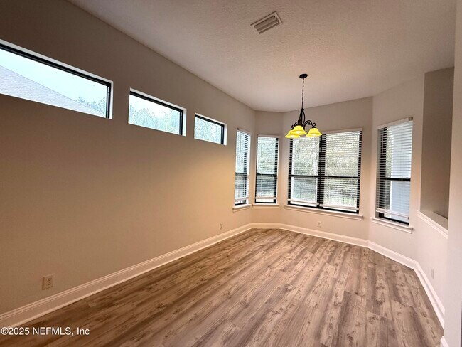 Building Photo - 3589 Sir Rogers Ct