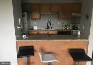 Building Photo - 700M Heather Ridge Dr