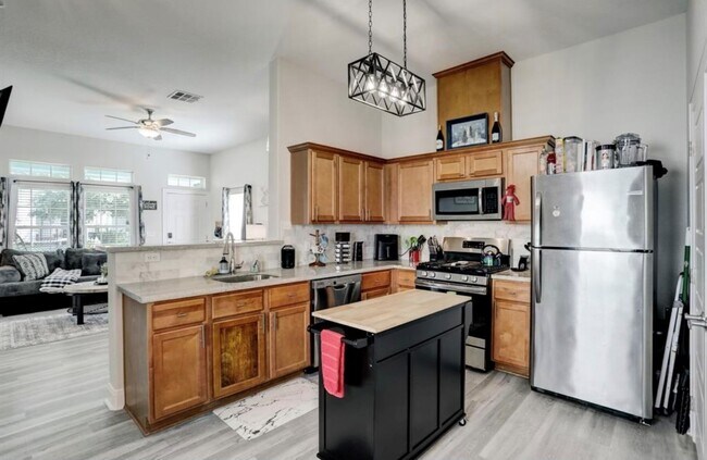 Building Photo - 4123 Ave Q 1/2