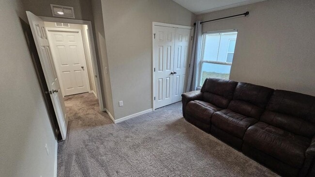 Building Photo - 1428 Axel Cir