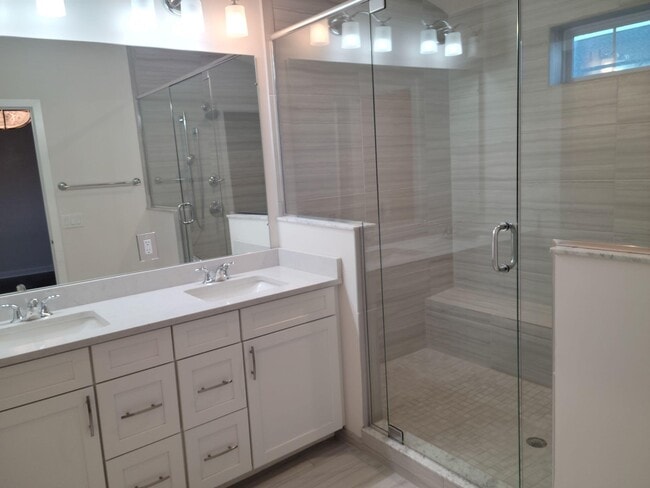 Building Photo - 2859 Hardwick Rd