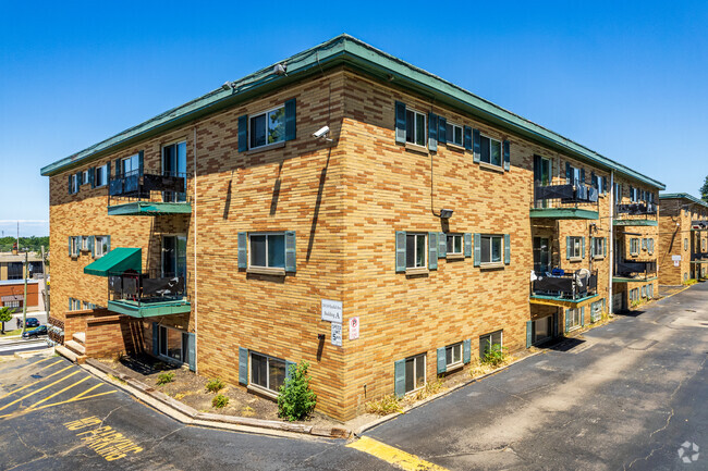 Building Photo - Windsor Euclid Properties