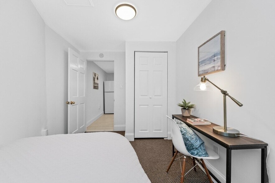 Building Photo - 345 Commonwealth Ave