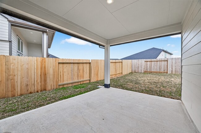 Building Photo - 3827 Langridge Dr