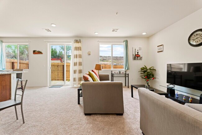 Building Photo - 4920 little rock Way