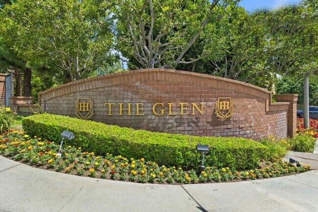 Building Photo - 16540 Graystone Dr. #126