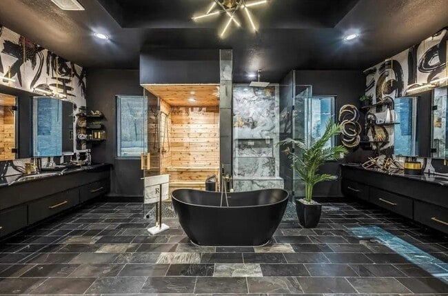 Building Photo - 13 Rd 660