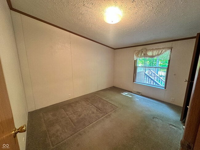 Building Photo - 6081 S County Rd 425 E