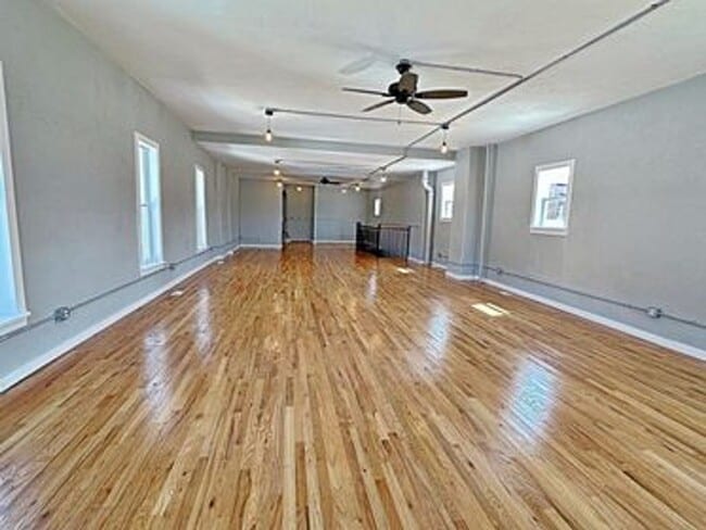 Building Photo - Fitzgerald 1614