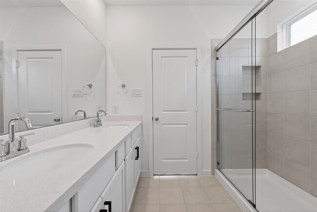 Building Photo - 21547 Coronado Grn Dr