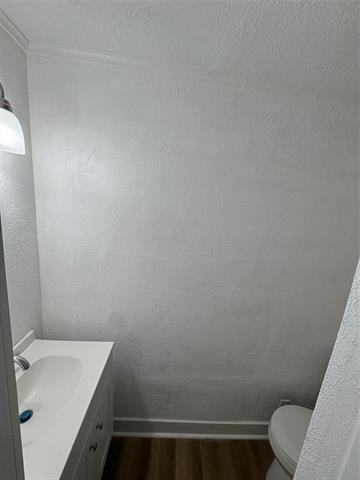 Building Photo - 503 W Elm