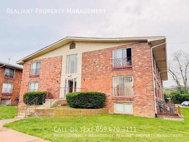Building Photo - 1708 Jennifer Rd