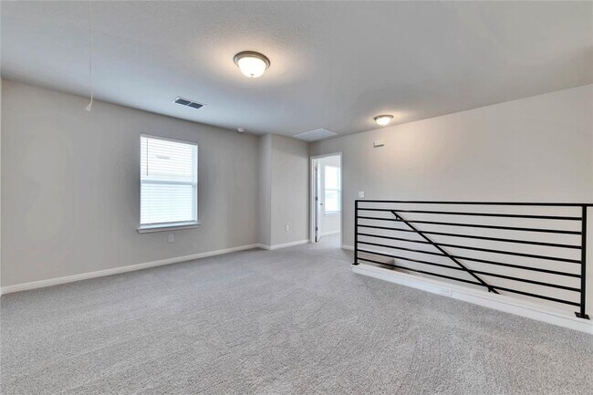 Building Photo - 11109 Sentinel Dr