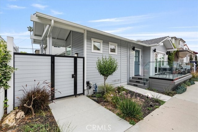 Building Photo - 51 Savona Walk