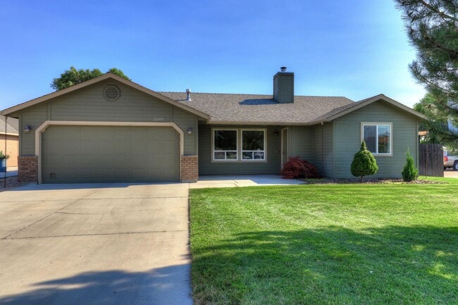 Primary Photo - 4 Bedroom 2 Bath with RV Parking 2 Car Gar...
