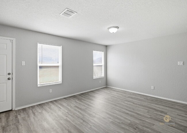 Building Photo - 7526 Crestway Ridge
