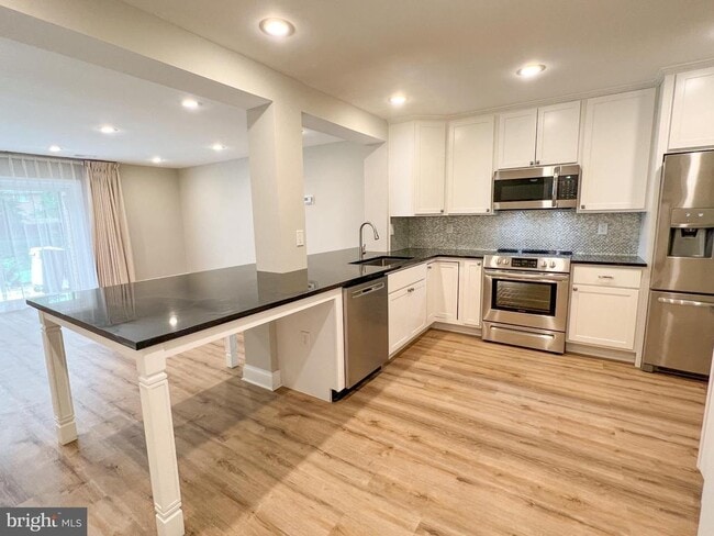 Building Photo - 36 Pennydog Ct