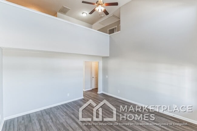 Building Photo - 741 Hollandale Rd