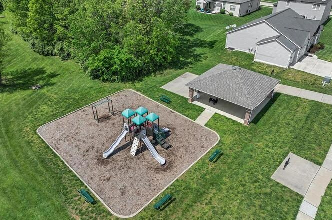 Building Photo - 32 Brushy Brook Ct