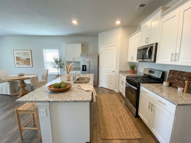 Building Photo - 4 bed 2 bath home built in 2023 in Somerville