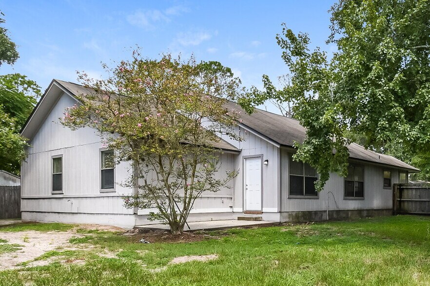 Building Photo - 8618 Collins Ridge Blvd S