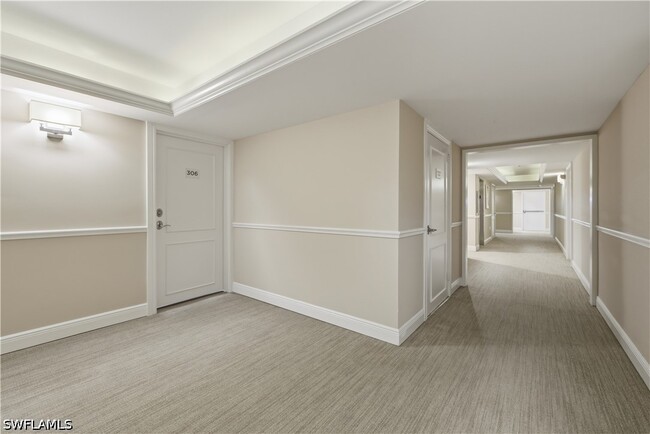 Building Photo - 1977 Gulf Shore Blvd N