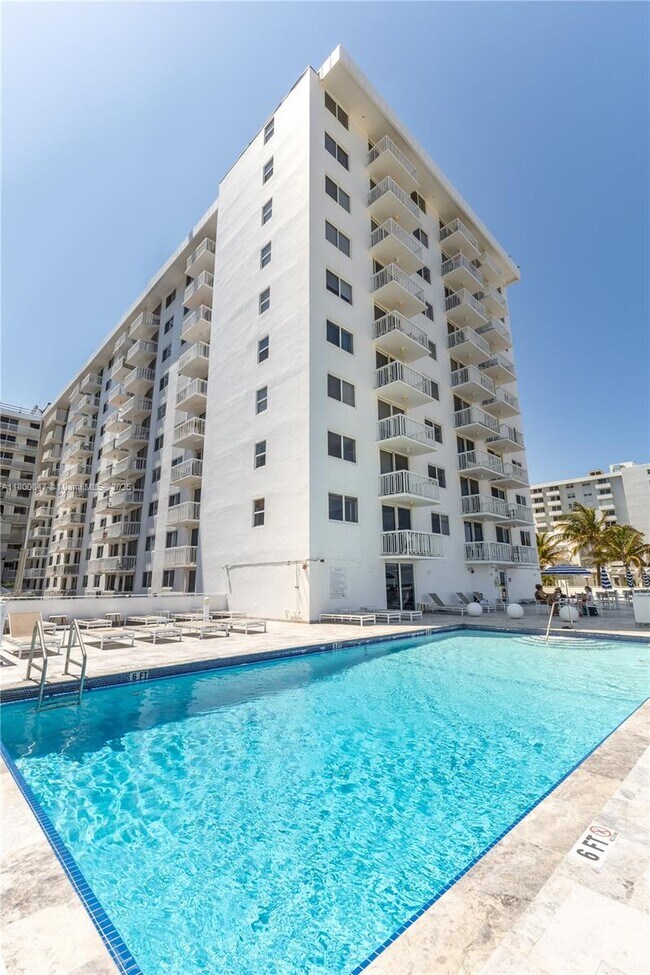 Building Photo - 401 Ocean Dr