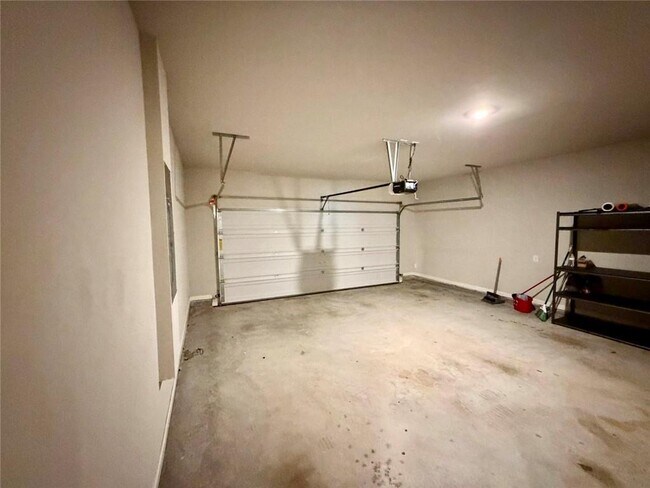 Building Photo - 5888 Screech Owl Dr
