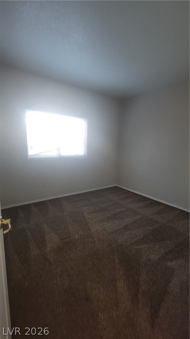 Building Photo - 4730 E Craig Rd