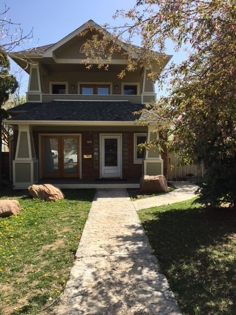 Building Photo - 814 18th St