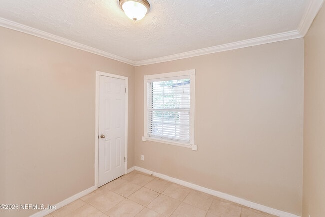 Building Photo - 10655 Tulsa Rd