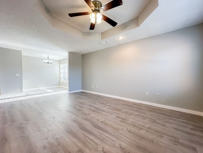 Building Photo - 1444-1446 N Dawn Drive