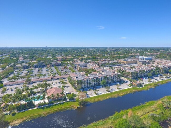 Building Photo - 4903 Midtown Ln