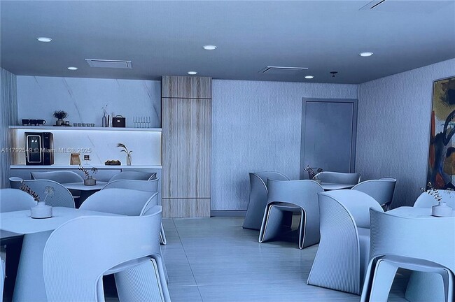 Building Photo - 21205 Yacht Club Dr
