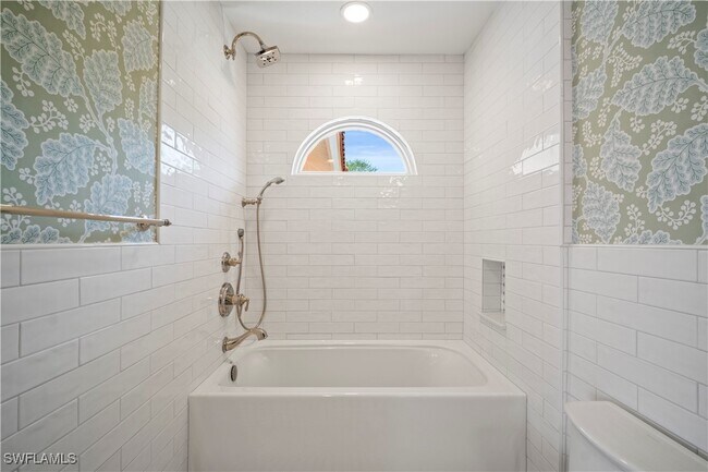 Building Photo - 11448 Quail Village Way