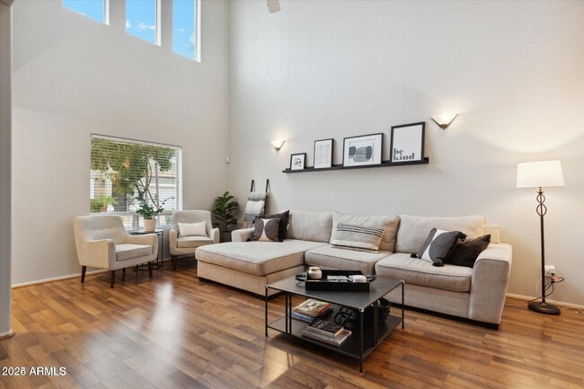 Building Photo - 5210 N 16th Dr