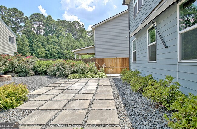 Building Photo - 8077 Rudder Cir