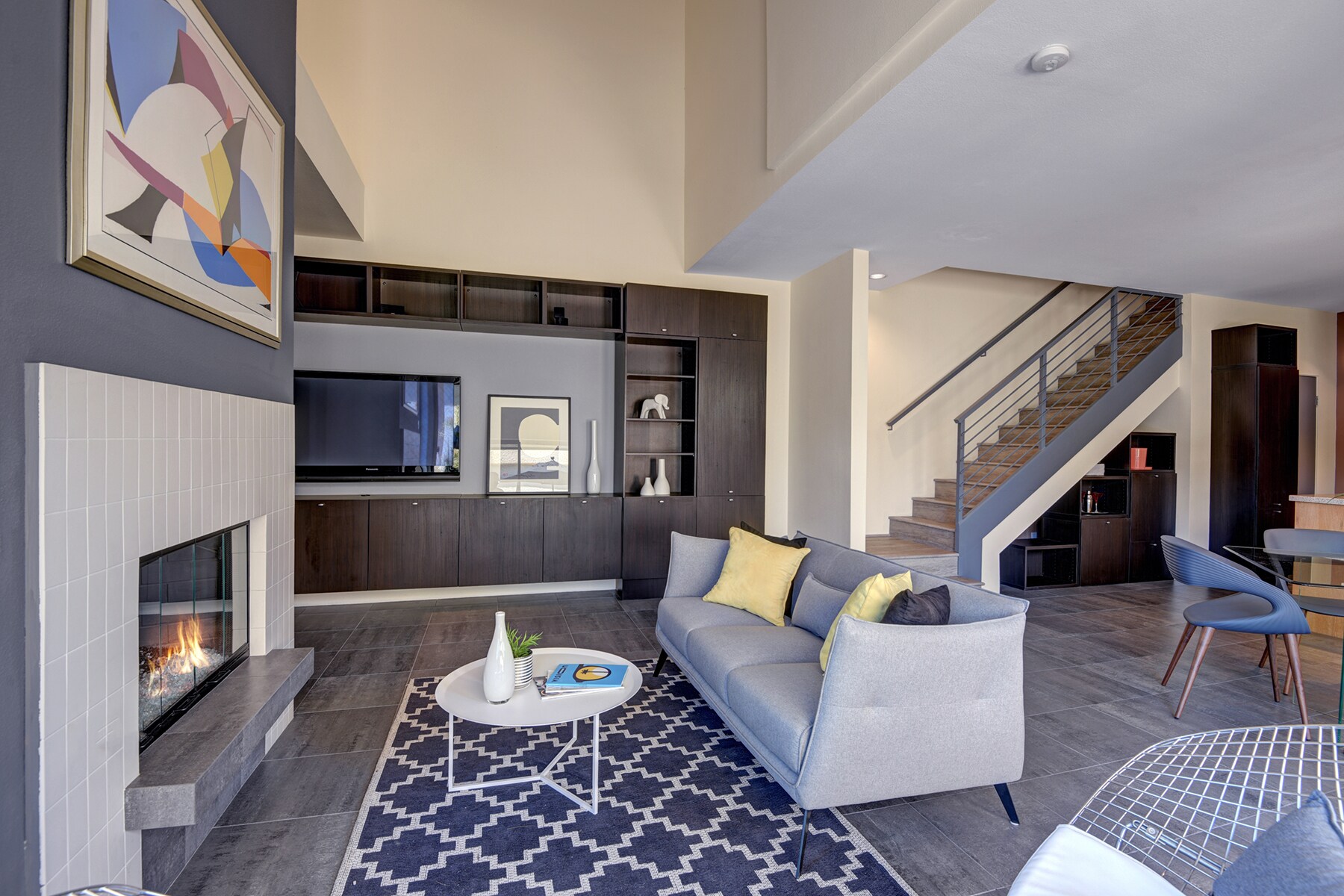 Building Photo - 1536 E Baristo Rd