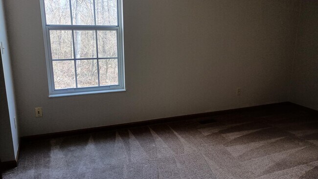 Building Photo - 3050 Colony Ln