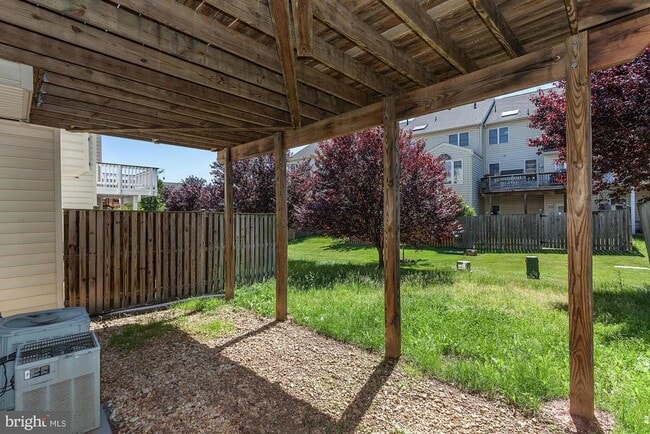 Building Photo - 22616 Welborne Manor Square