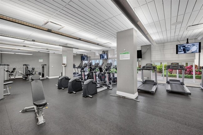 Building Photo - 3801 S Ocean Dr