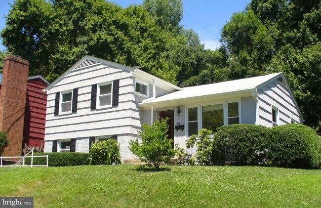 Building Photo - 3311 Glenway Dr