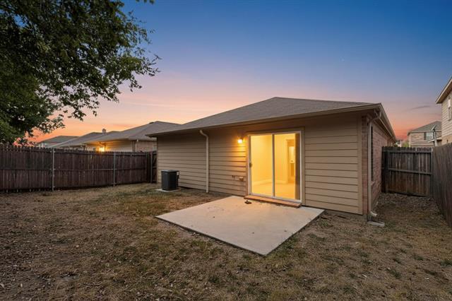 Building Photo - 9120 Sun Haven Way
