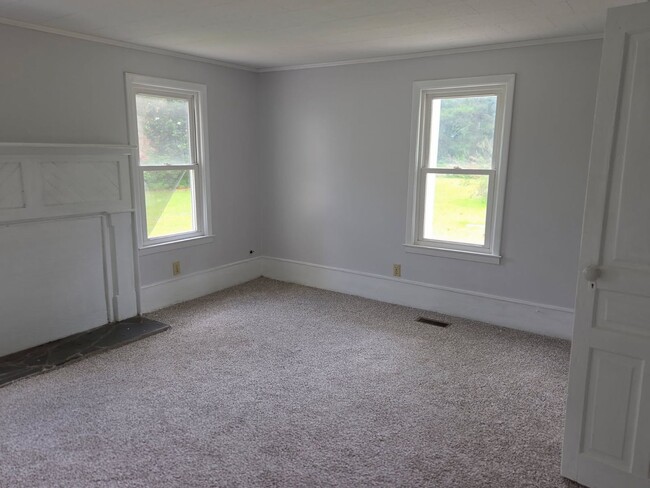 Building Photo - 1435 Garner Chapel Rd