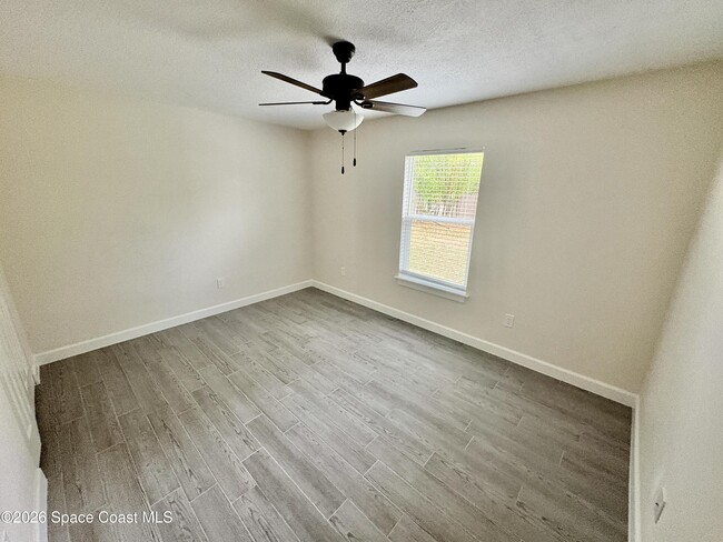 Building Photo - 1274 Coral Reef Ave NW